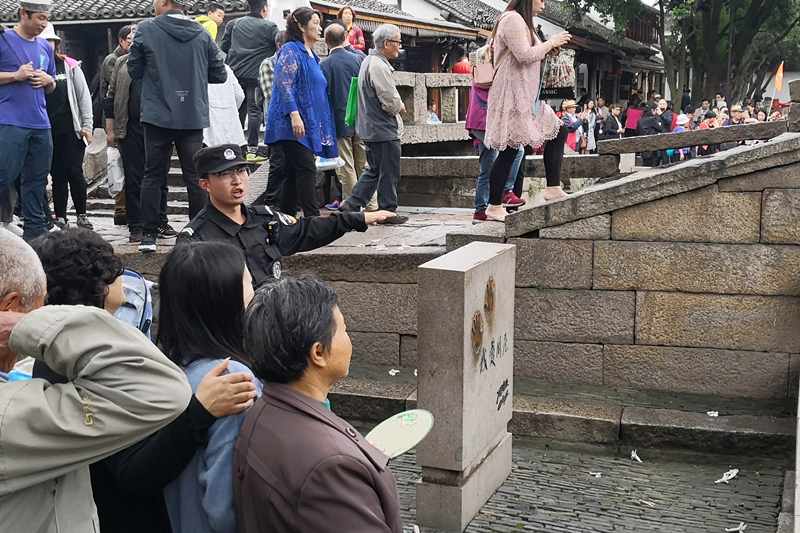 景區(qū)安保服務(wù)再升級(jí) 助力景區(qū)旅游建設(shè).jpg