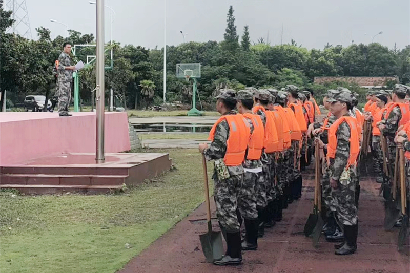 以汛為令 保安公司民兵應急連參加市武裝部集結活動.jpg