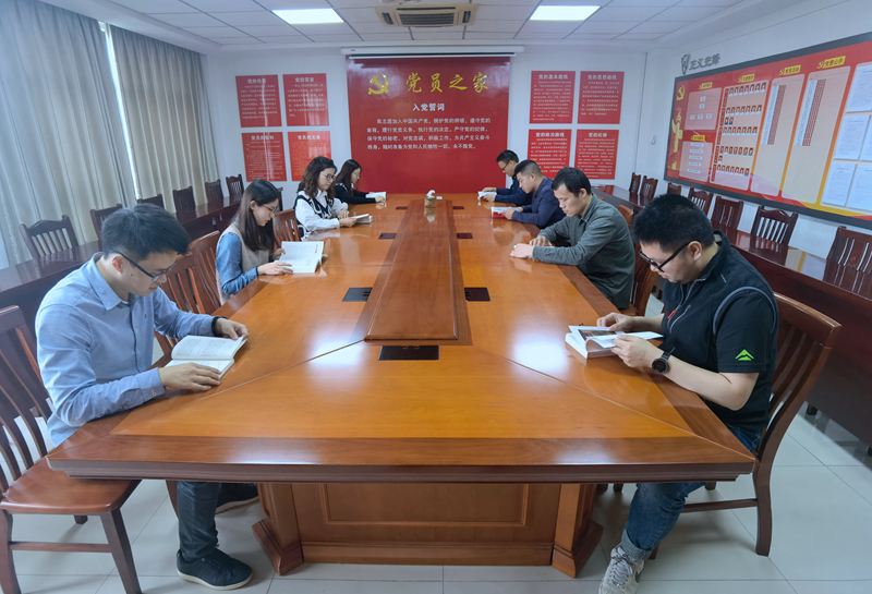 安保公司開展“共讀1小時”閱讀活動 (2).jpg