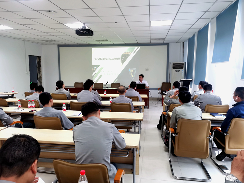 筑牢安全防線,校園、企業(yè)安保能力再提升 (2).jpg