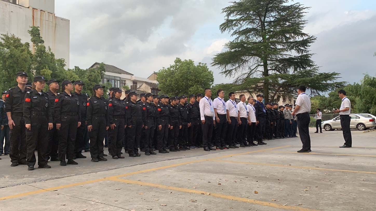 安保公司全力護航2020海峽兩岸(昆山)中秋燈會 (2).jpg